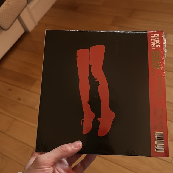 Pierce the Veil Pass the Nirvana (LIVE) Sides A & B 7” VIP Limited Edition Vinyl - Picture 6 of 9